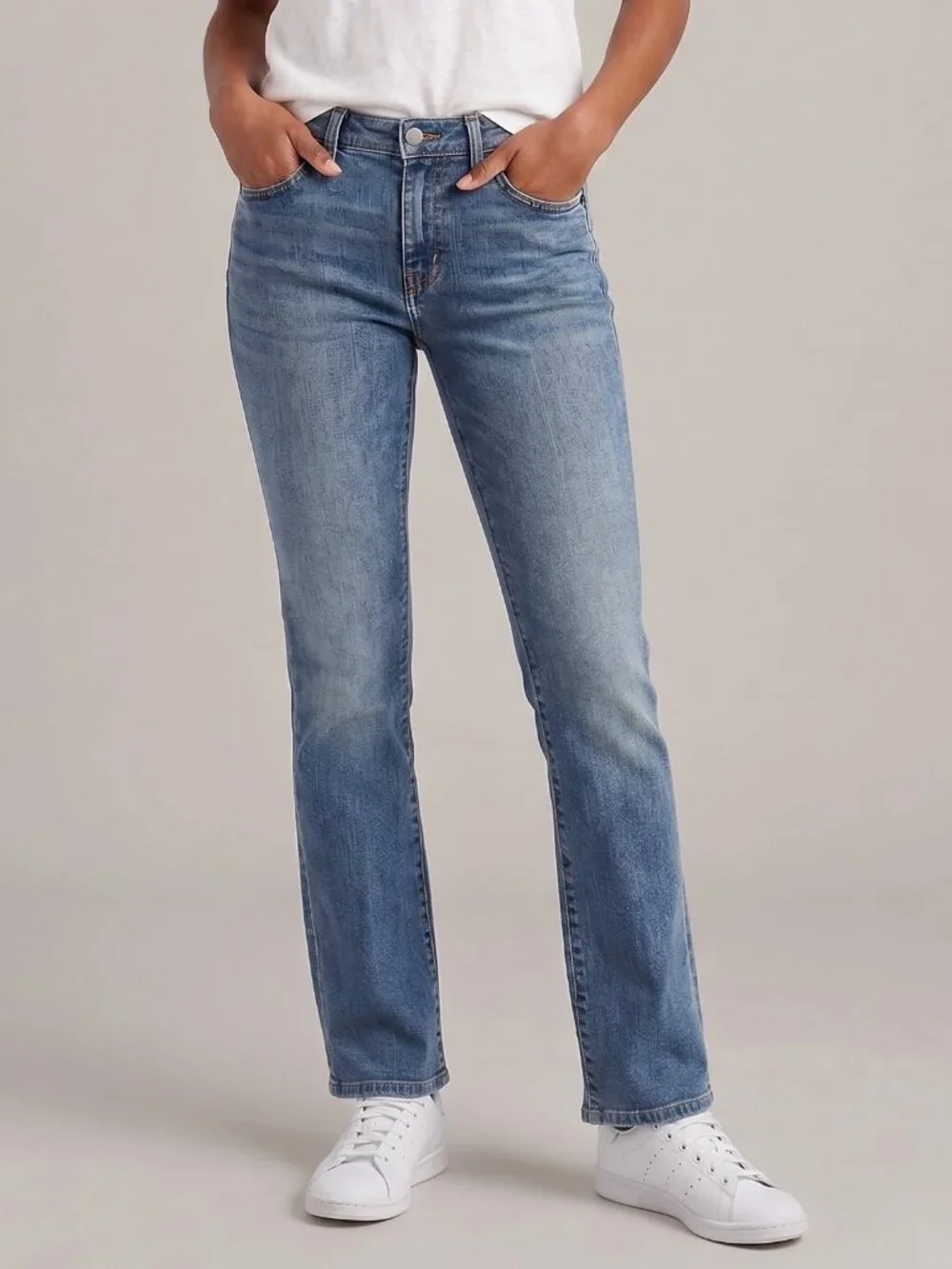 Rare Levi's Slight Curve Classic Rise Bootcut Jeans Size 0/25
